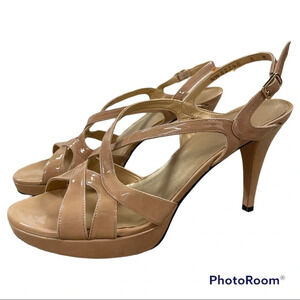 NWOT Stuart Weitzman Nude Patent Leather Sandals